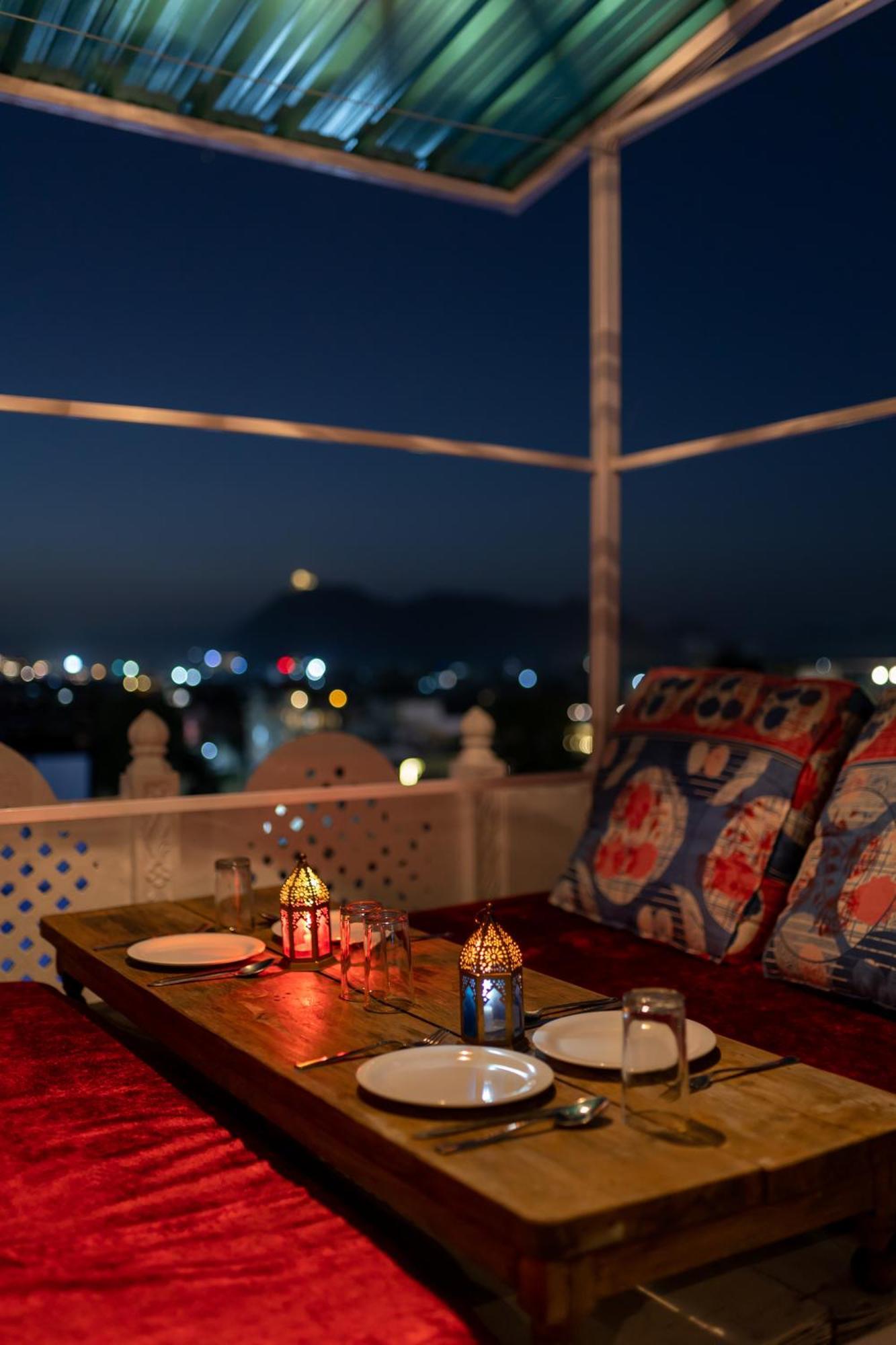 Krishna Stay Guest House Udaipur Kültér fotó