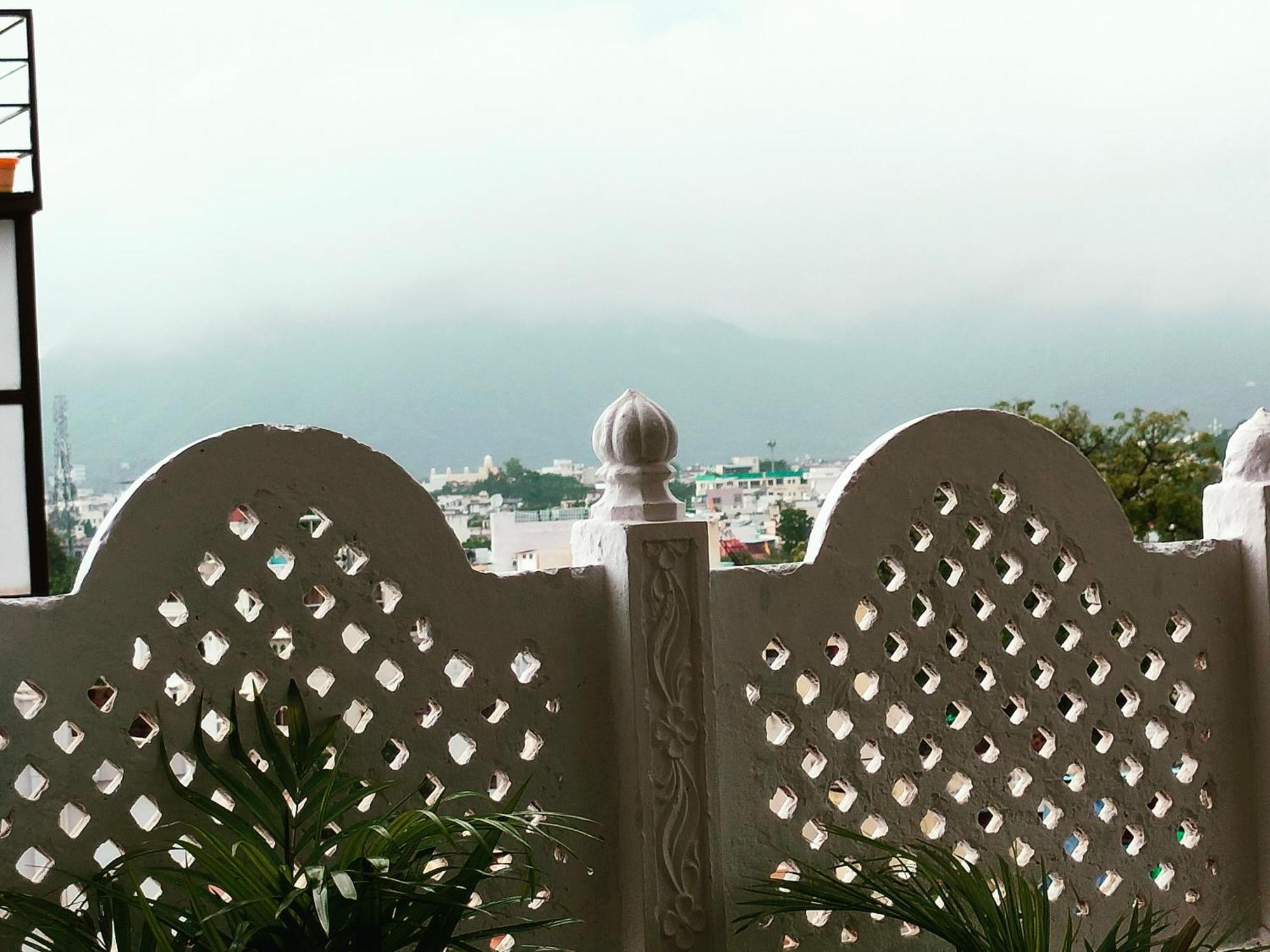 Krishna Stay Guest House Udaipur Kültér fotó